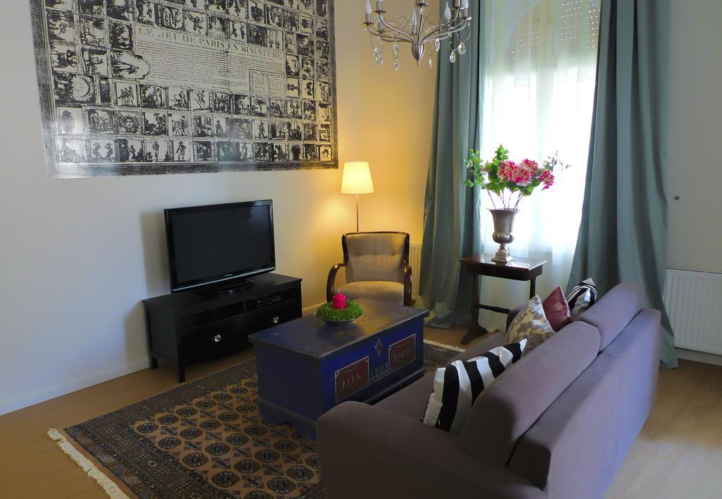 Golden Stars Budapest Apartments Esterno foto